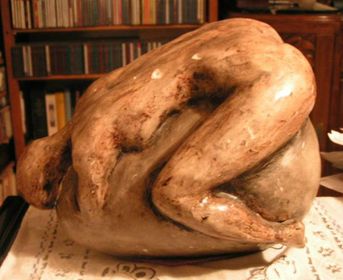 sculpture en terre blanche (10 kg) patinée au cirage et la térébenthine: 